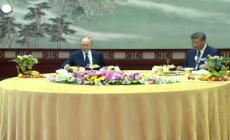 Pechino, Xi e Putin bevono il te' in un colloquio informale prima della parata militare cinese
