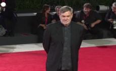 Mostra del Cinema di Venezia, Gus Van Sant sul red carpet di "Dead Man's Wire"