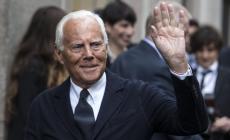 Quell'incontro con Re Giorgio. Quando Armani mi disse: “Se vuole vestirsi un po' meglio passi da me”