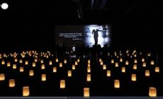 Armani, l'omaggio di gente comune e vip alla leggenda della moda