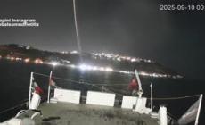 Flotilla, un'altra barca colpita da un sospetto raid con drone