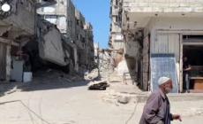 Gaza City, le conseguenze di un attacco israeliano su un edificio
