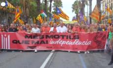 Barcellona, manifestazione per l'indipendenza della Catalogna