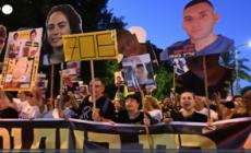 Israele, ancora un sabato in piazza a Tel Aviv per gli ostaggi