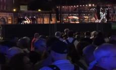 Napoli riabbraccia Pino Daniele con un concerto tributo