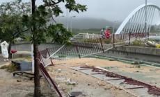Il tifone Ragasa flagella Hong Kong, danni e forti disagi nell'isola