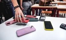 I video degli abusi su una 14enne finiscono nella chat di classe: orrore a Vasto