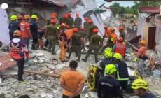 Filippine, soccorso in azione dopo il terremoto di magnitudo 6,9