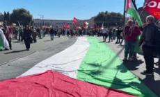 Corteo pro-Pal a Roma, decine di migliaia in piazza
