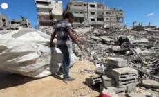 Gaza citta' fantasma, si montano le tende tra le macerie