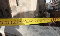 Cade dal muro perimetrale del Pantheon, muore turista a Roma