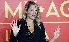 Da Chiara Ferragni a Cristina D'Avena, star "spogliate" con l'AI: la denuncia di Francesca Barra fa scoprire un altro sito sessista 