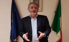 Firmato il contratto scuola, aumenti medi di 150 euro, per un totale di 4,1 miliardi