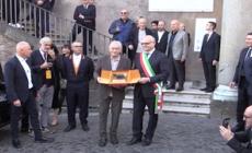 Roma, Robert De Niro riceve la Lupa capitolina in Campidoglio