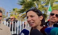 Schlein: "Sono disperati, hanno rispolverato un condono del 2003"