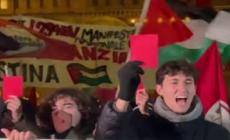 Bologna, protesta in occasione della partita di basket contro il Maccabi Tel Aviv