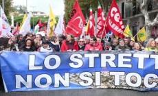 In migliaia al corte a Messina contro il ponte.