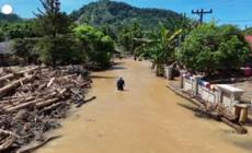Alluvioni in Indonesia, Sumatra travolta da frane e inondazioni
