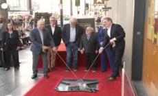 Los Angeles, il regista James Brooks riceve una stella sulla Hollywood Walk of Fame