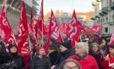 Sciopero generale, corteo Cgil a Torino contro la manovra