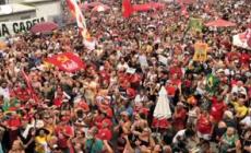 Brasile, proteste contro la legge che riduce la pena a Bolsonaro