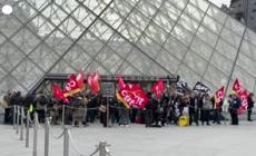 Parigi, sindacati annunciano un'altra giornata di sciopero al Louvre