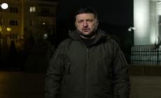 Zelensky: "Mosca sta preparando un altro anno di guerra"