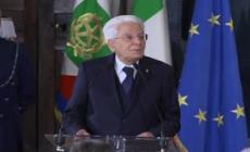Mattarella consegna il tricolore per i Giochi di Milano Cortina 2026: "L'Italia sara' al centro del mondo"