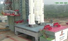 L'agenzia spaziale indiana ha lanciato il satellite piu' pesante della sua storia