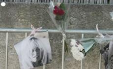 Brigitte Bardot, fiori e fotografie davanti la storica proprieta' di Saint-Tropez