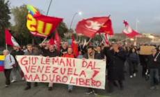 Corteo a Napoli contro Trump: "Giu' le mani dal Venezuela"