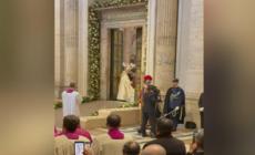 San Pietro, papa Leone chiude la porta santa: termina il Giubileo