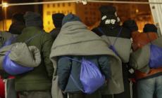 Migranti, le ultime miglia sulla Ocean Viking prima dello sbarco a Savona