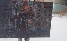 La distruzione dei bombardamenti russi nei quadri di un artista ucraino