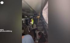 Incidente ferroviario in Spagna: le immagini dell'evacuazione dopo il deragliamento