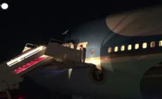 L'aereo di Trump diretto a Davos torna indietro, causa un problema elettrico