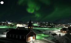 L'aurora boreale danza sopra la citta' vecchia di Nuuk, in Groenlandia