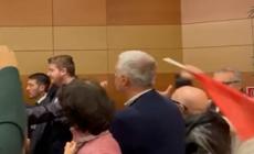 Roma, flash-mob di Halissey al congresso di Dsp: scoppia la tensione