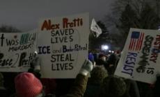 Minneapolis, veglia in memoria di Alex Pretti ucciso dagli agenti dell'Ice