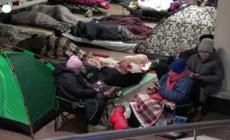 Nuovo attacco russo su Kiev, la metropolitana diventa rifugio