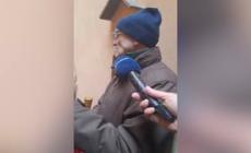 L'assalto dei curiosi all'affresco con il volto di Meloni: "Troppi selfie"