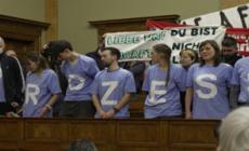 Budapest, la protesta in aula contro la condanna della tedesca antifascista