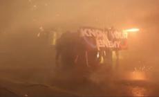 Milano Cortina, cariche e idranti contro i manifestanti al corteo