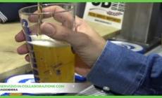 Cene, aperitivi e pranzi fuori, la birra e' protagonista della socialita'