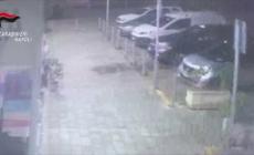 Caivano, ubriaco tenta di rapire un bambino al supermercato: arrestato un 45enne