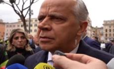 Piantedosi: "Mogol ha scritto il nuovo inno dei Vigili del fuoco"