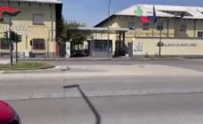 Torino, filma un ladro dal terrazzo di casa e lo fa arrestare dai carabinieri