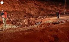 Gerusalemme, bombardamento missilistico iraniano: le immagini dei primi soccorsi