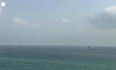 Giu' del 90% il traffico a Hormuz con greggio e container bloccati nel Golfo