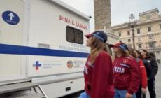 La campagna della polizia "DonatoriNati" arriva davanti a Palazzo Chigi